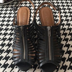 Strappy zip up wedges